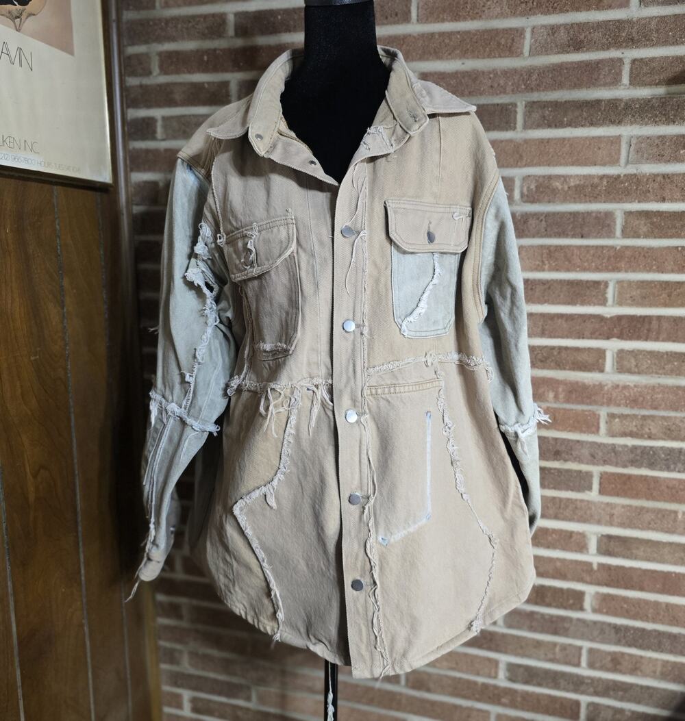 424 Patchwork Frayed Button-Up Beige Gray Shirt Jacket Men's M
